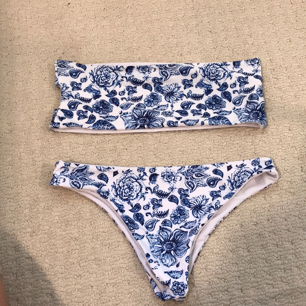 Bikini!